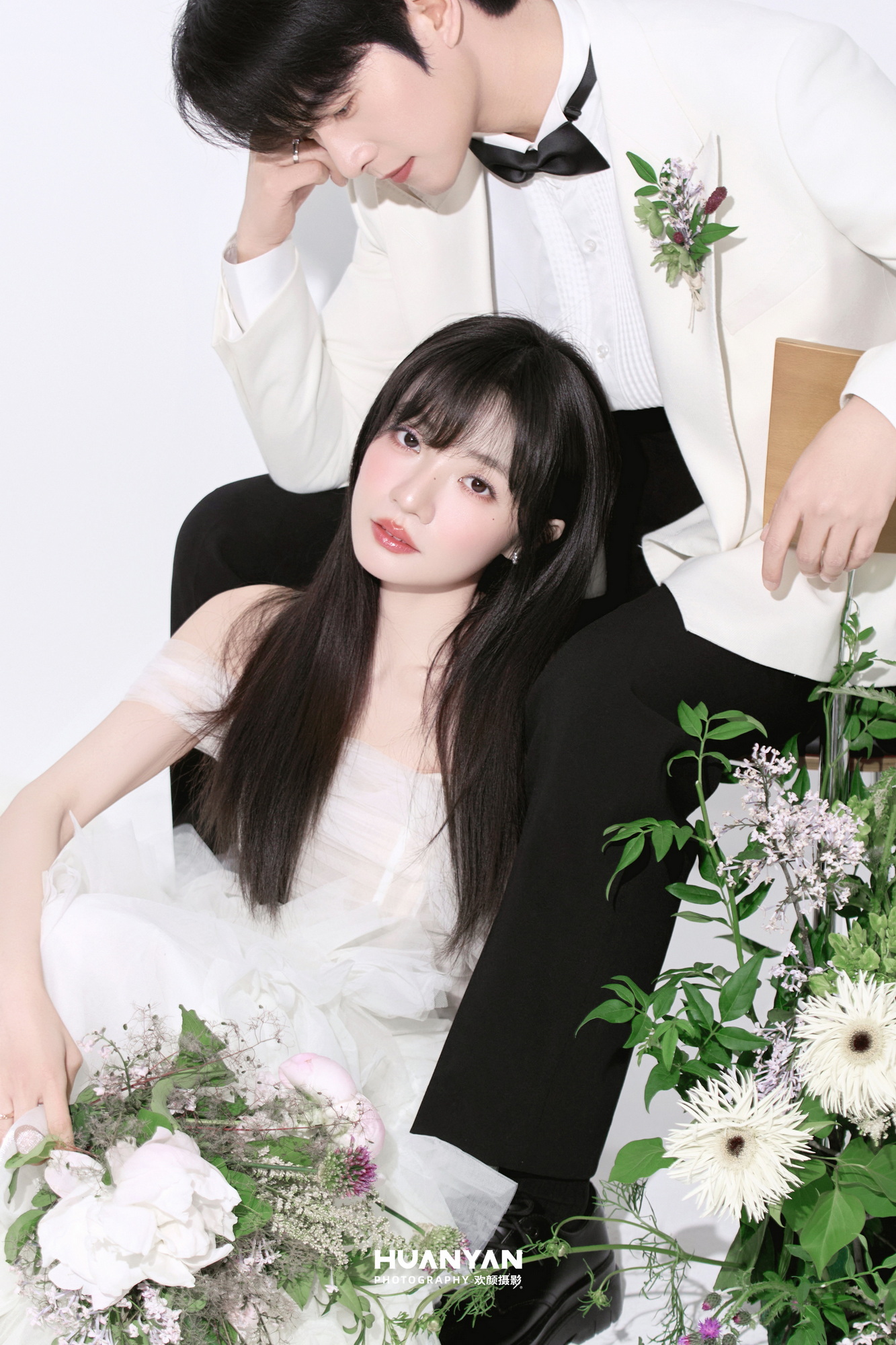 金华黑白婚纱照怎么拍才耐看？光影与质感的功课