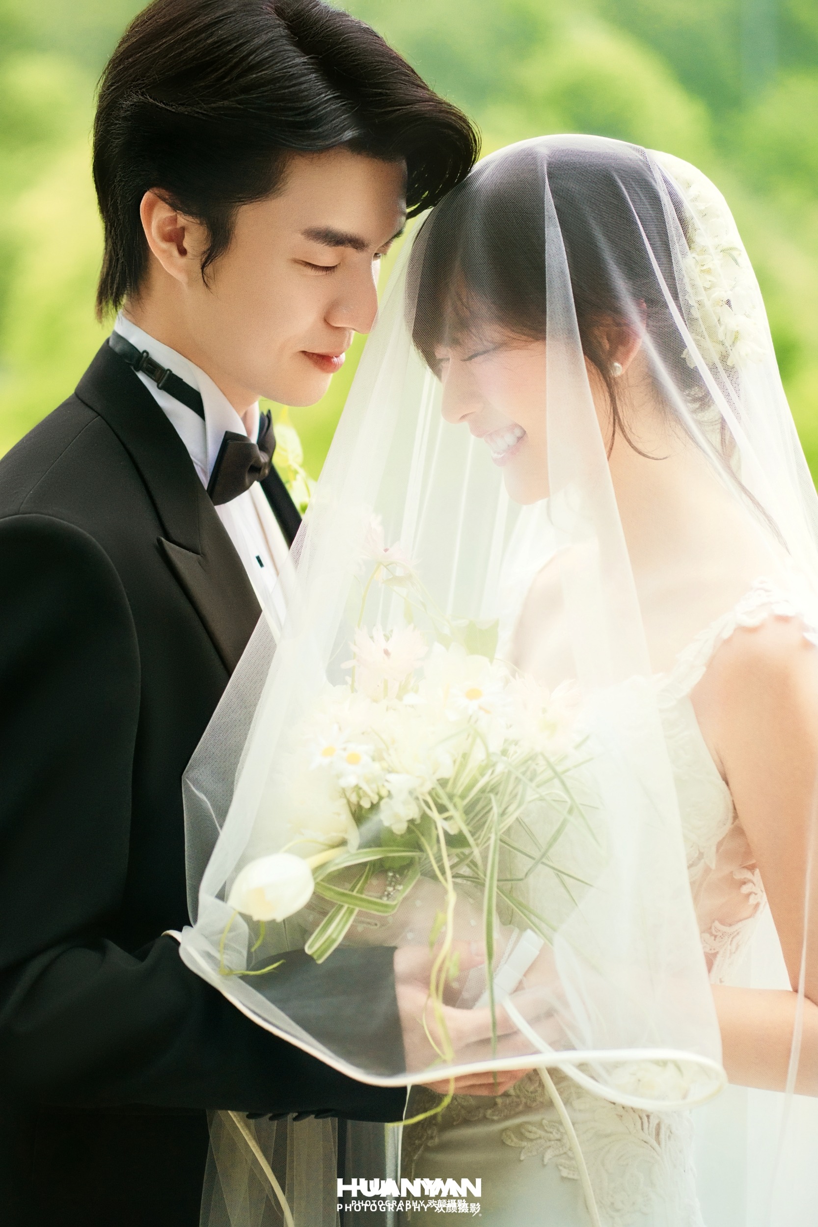 清新自然婚纱照 · 户外自然场景 · 杯中盛夏客片