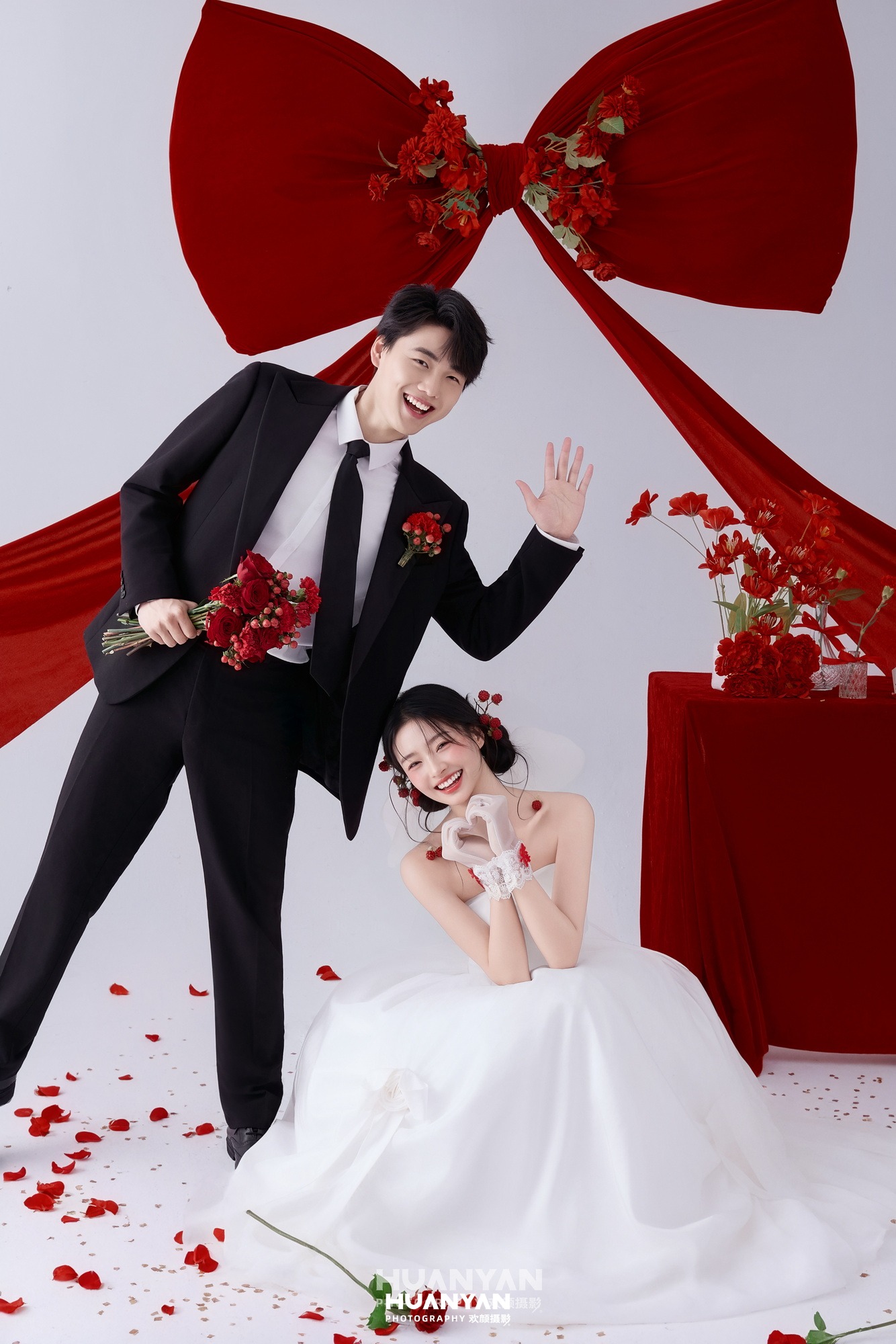 红丝结：新中式婚纱照室内影棚实拍