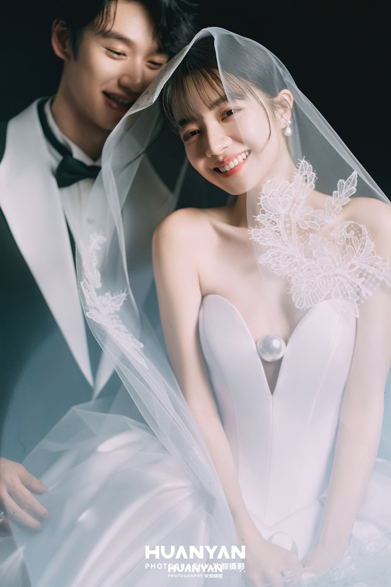 一束追光：韩式温柔婚纱照室内影棚实拍