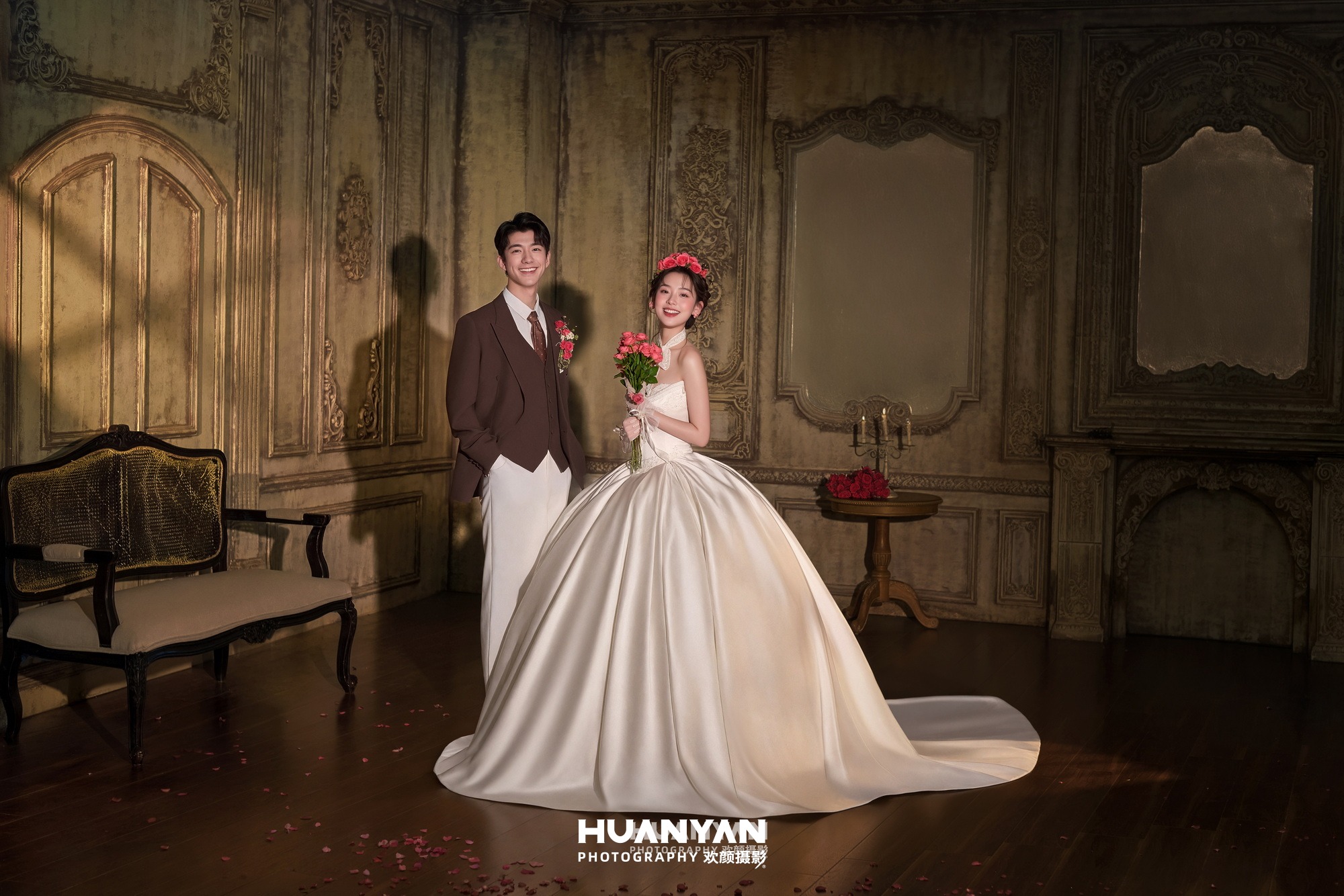 法式浪漫婚纱照 · 室内影棚场景 · 玫瑰沙龙客片
