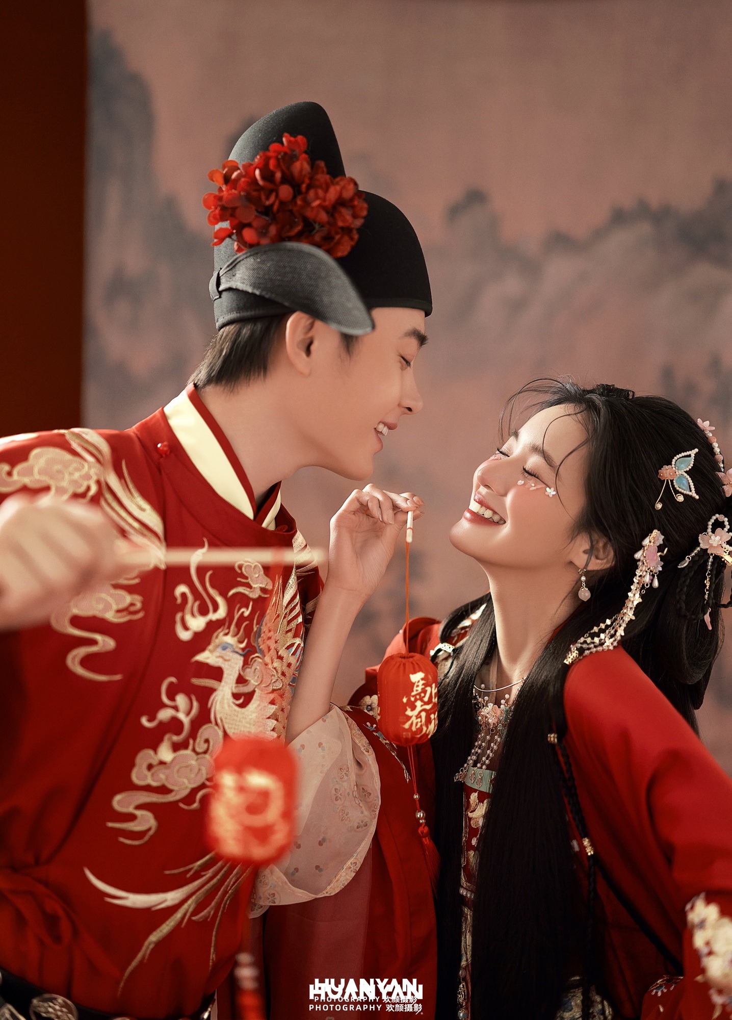 汉服古装婚纱照 · 室内影棚场景 · 拱手良缘客片