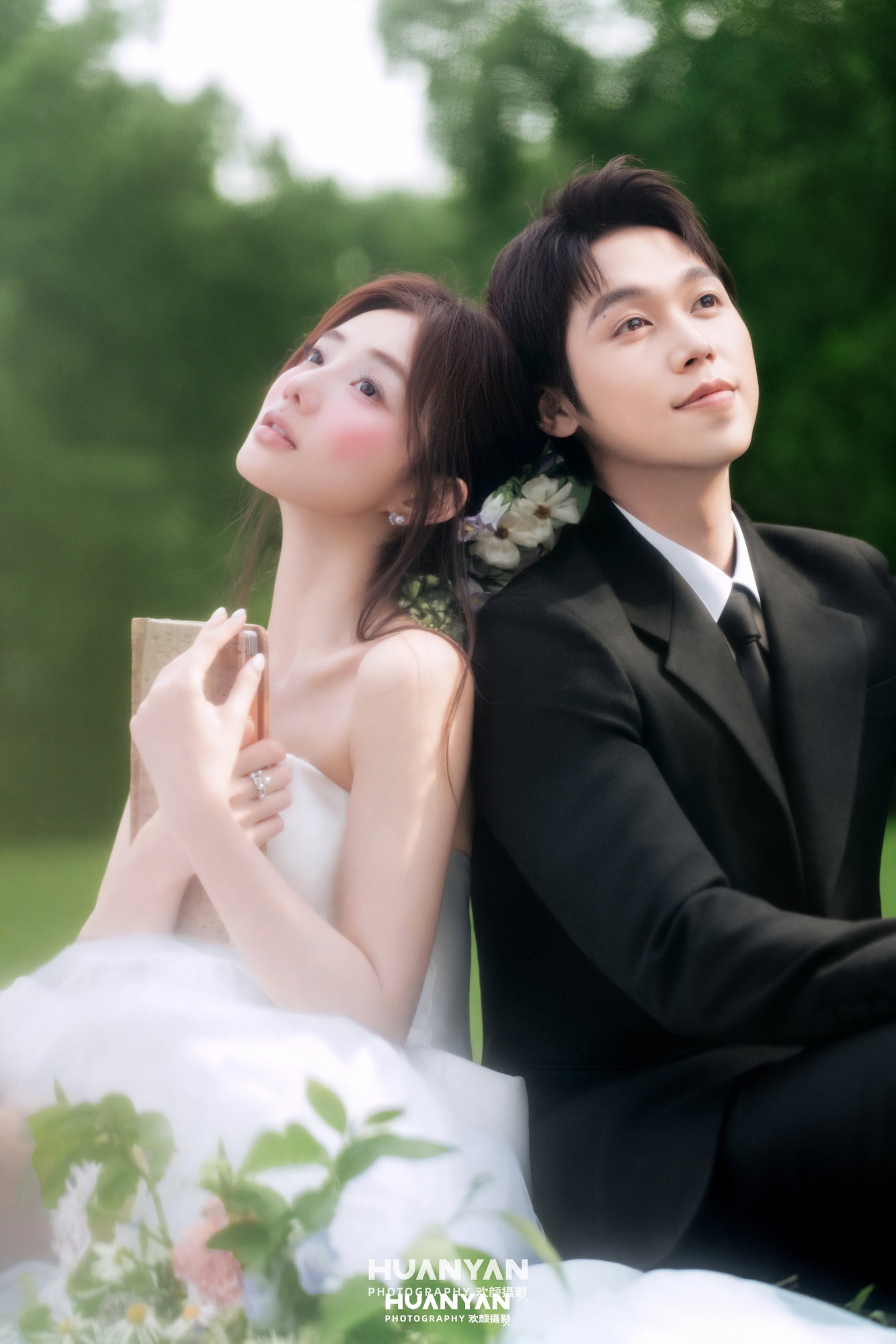 林深回眸客片第7张｜清新自然婚纱照，摄于户外自然