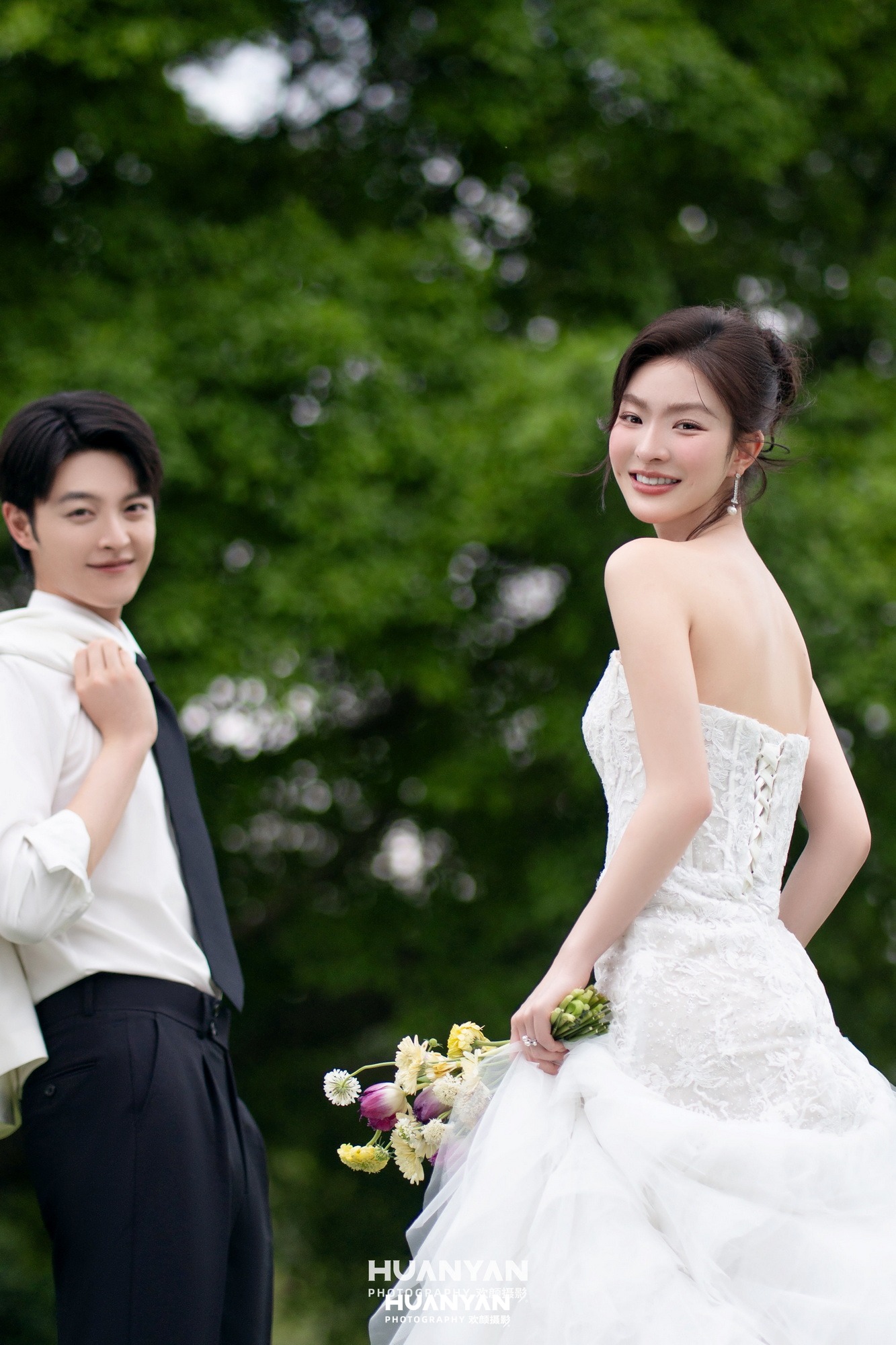 清新自然婚纱照 · 户外自然场景 · 草色新约客片