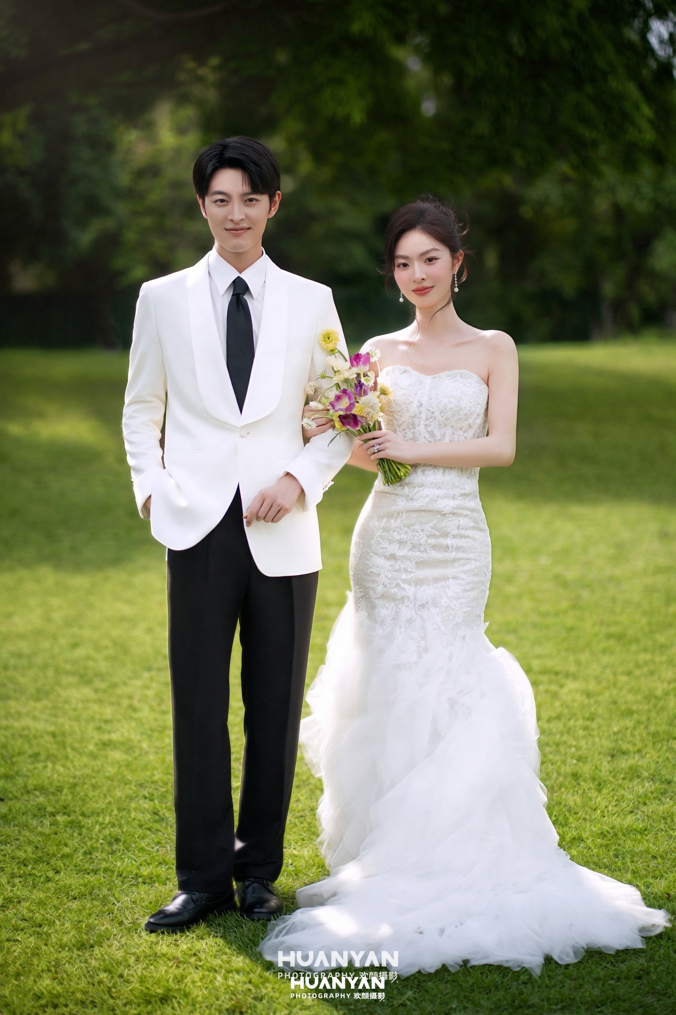 草色新约：清新自然婚纱照户外自然实拍